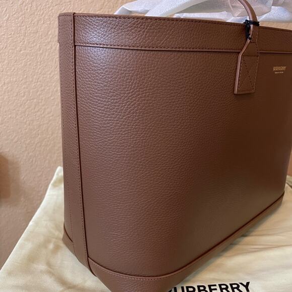 Burberry brand, new leather tote bag brown - Picture 2 of 6